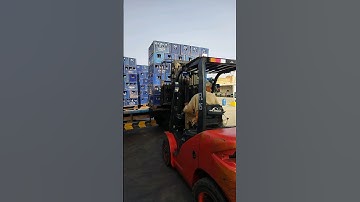 Unloading Trucks With Pepsi Pallets #shorts