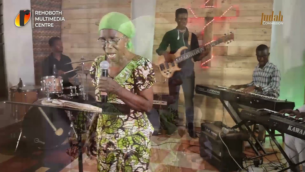 Ministration by Mrs Mercy Djokoto (TAC Hymn No 141: (YESU AMANEHUNU PII NO)