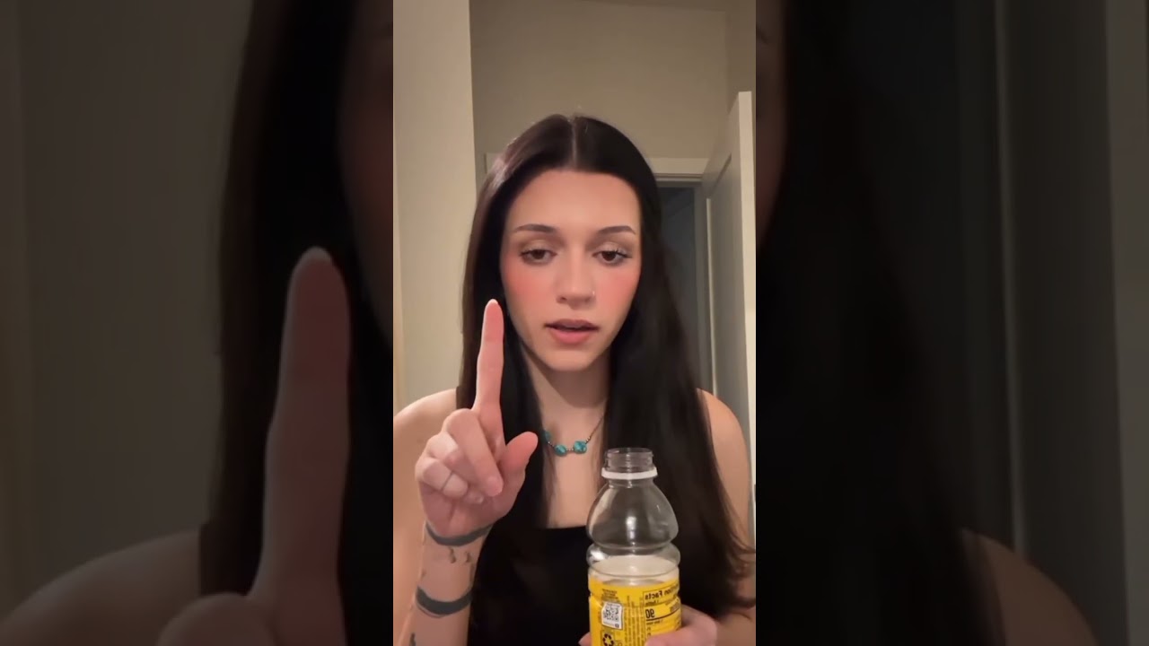 My beautiful sister is live TikTok and YouTue 77