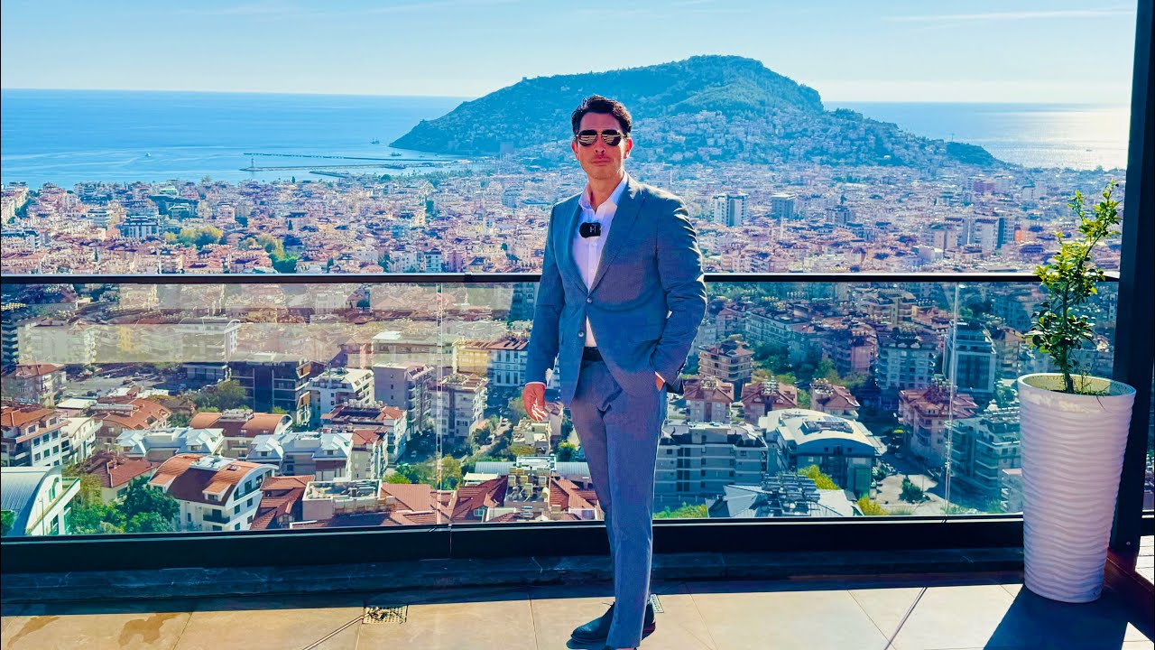 Alanya / Luxus-Wohnung in Alanya mit Meer-, Hafen- und Burgblick – Aufenthaltsgenehmigung inklusive!