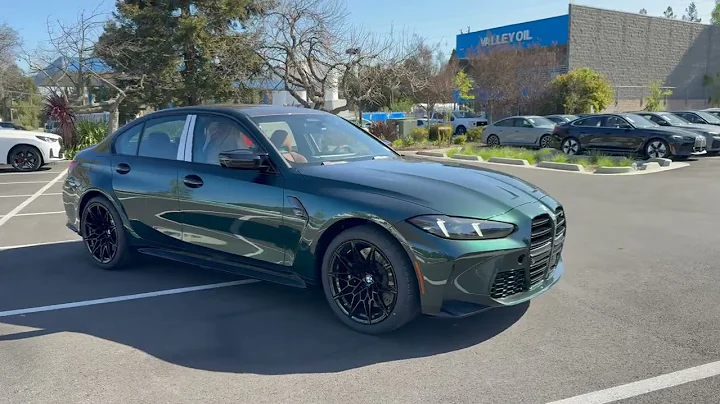 Introducing the 2025 M3 Competition xDrive in individual Oxford Green | 4K