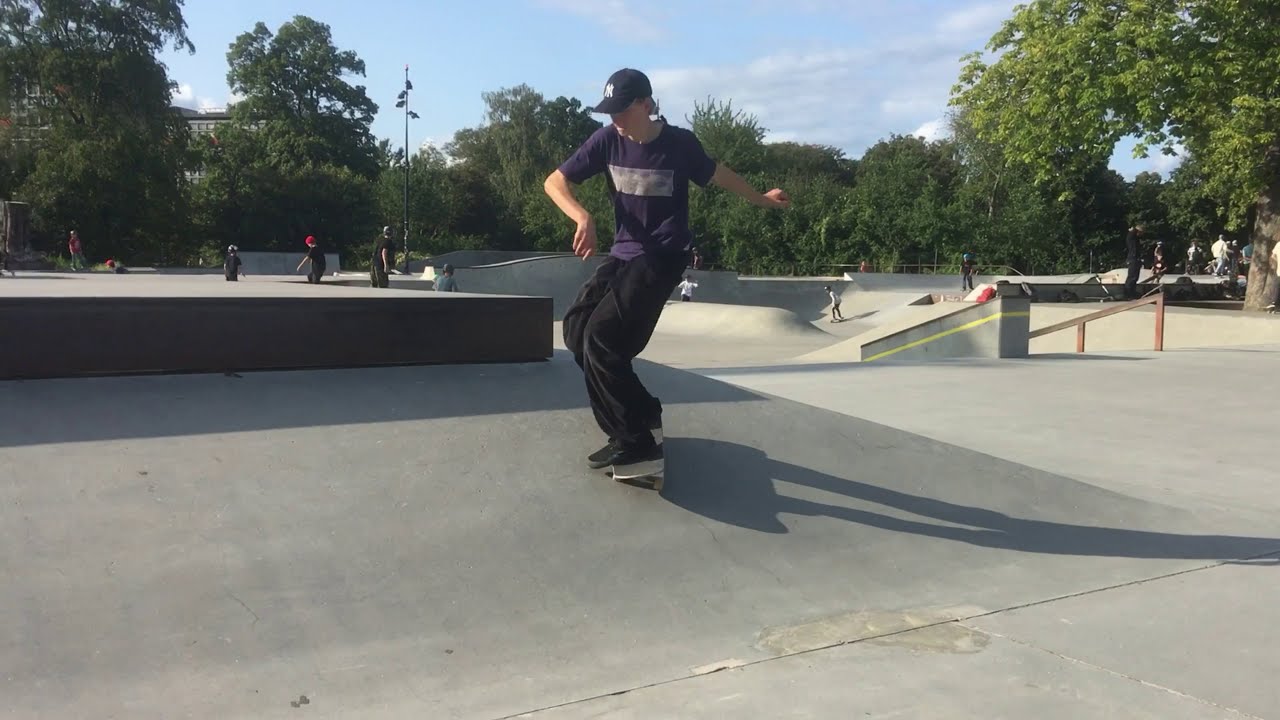 Lodgeclip Loopylouiee, in Fælledparken, Copenhagen  !!