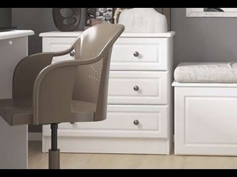 hampshire-stylish-bedroom-furniture-3-drawer-wide-chest-of-drawers-in-white-textured-mdf-&-melamine