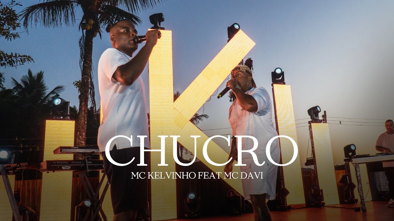 MC Kelvinho - Chucro (AO VIVO 15 ANOS) - YouTube
