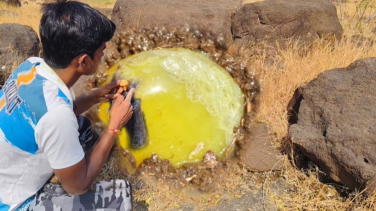 Amazing Diamond Mining Discovery 💎 | Rare Blue & Yellow Gemstone Found by Diamond Hunter