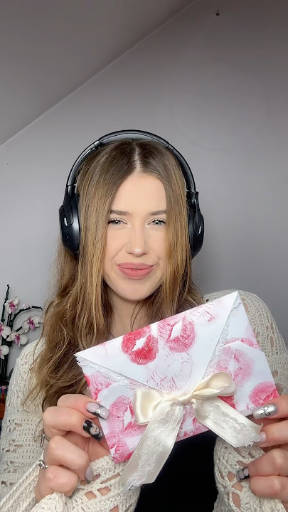 Surat Cinta DIY dengan Ciuman Ide Hadiah Lucu untuknya