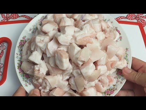 Vídeo: Como Salgar Deliciosamente A Banha Em Casa