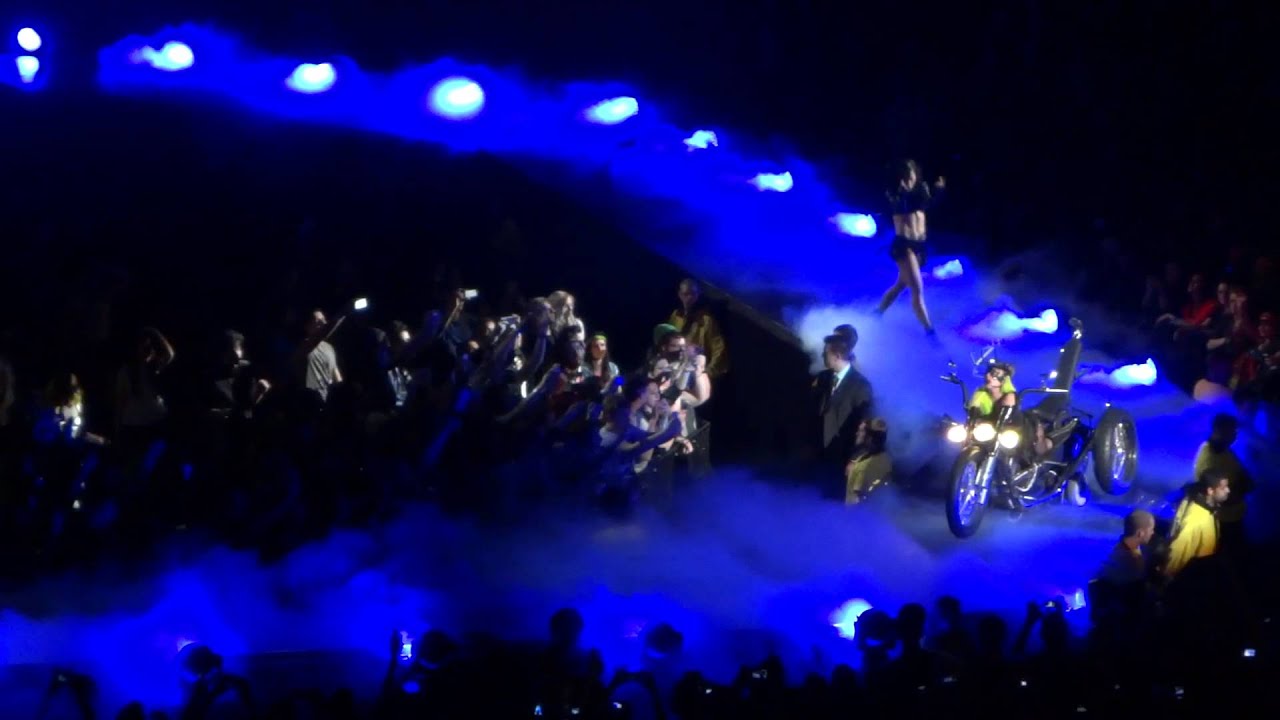 Lady Gaga Heavy Metal Lover [HD] Toronto 2/8/13