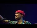 Miniature de la vidéo de la chanson She's Only Happy In The Sun (Live In Sydney)