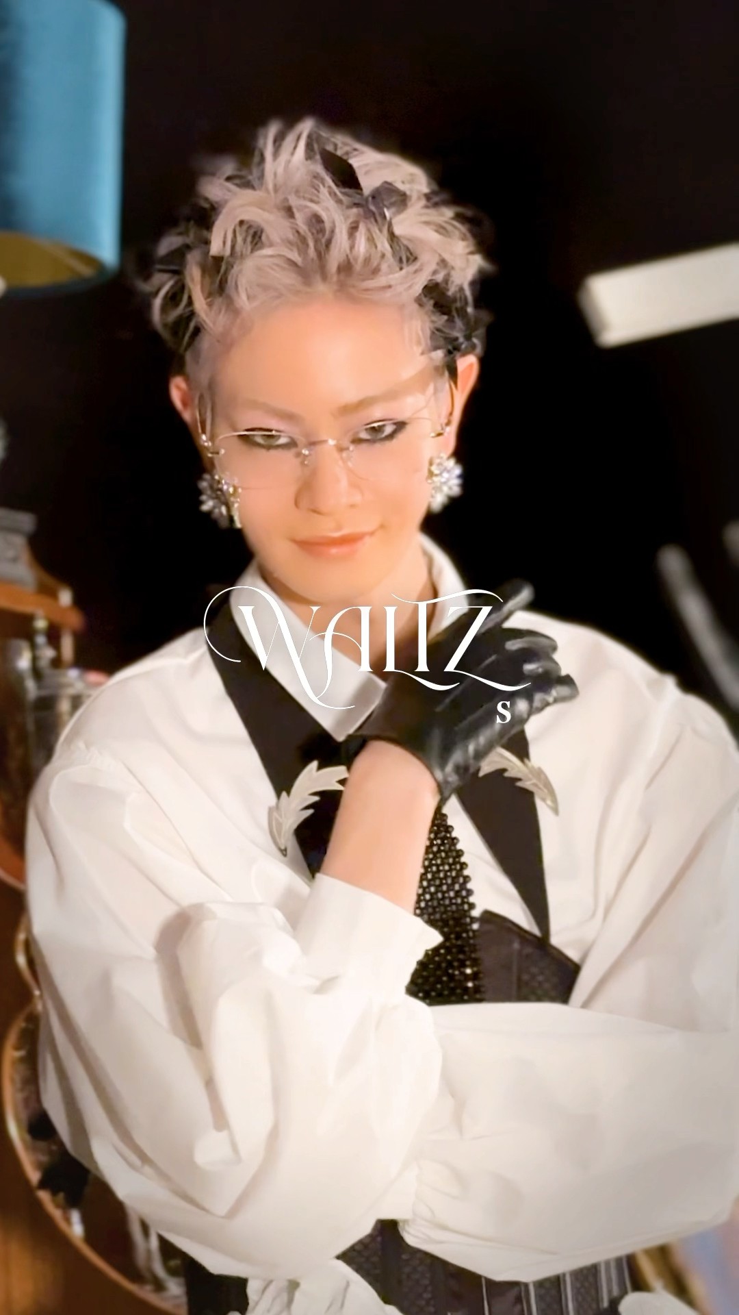 【龍宮城】WALTZ３形態 ＜新品・未使用＞ 龍宮城 New Artist Visual #S『WALTZ』アニメ『黒執事 -緑の魔女編