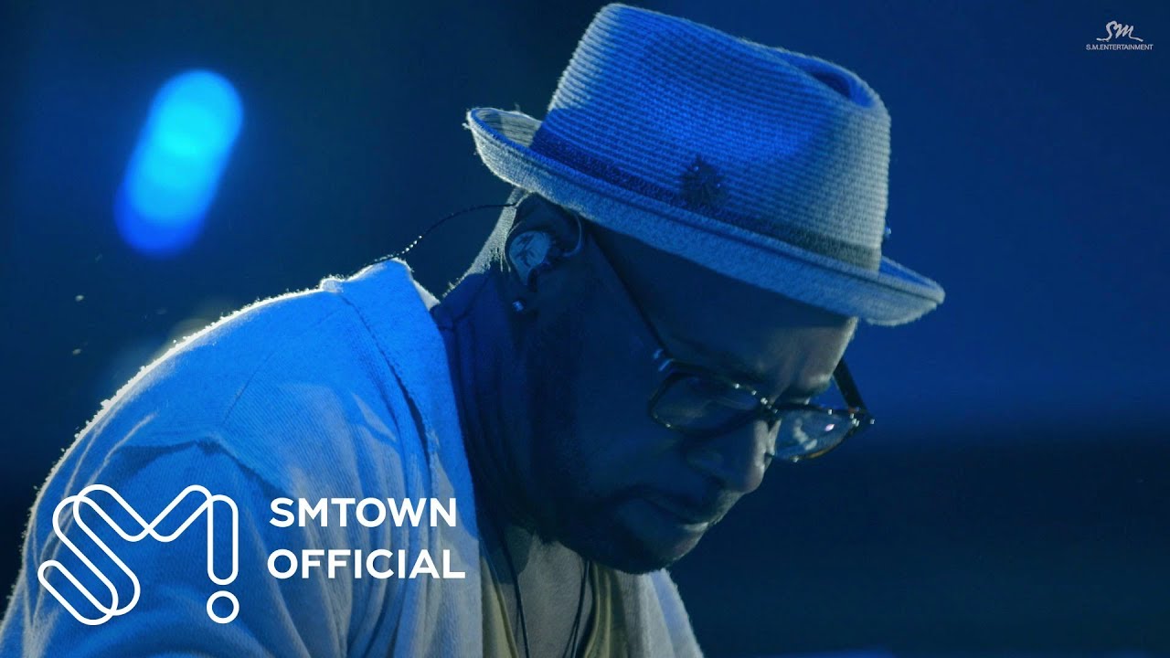 Imagini pentru Myron Mckinley Trio jazz out to 'E-12' for 'SM Station'