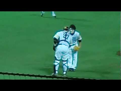 研二、感動の始球式