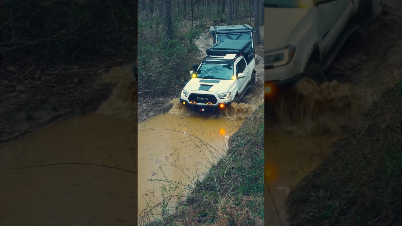 Tacoma Towing 4,000lbs VS Mud 💪🏼