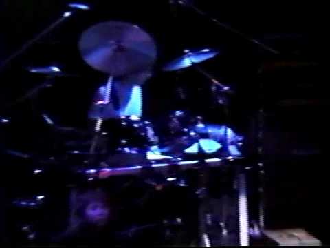 Guarda NEIL YOUNG DONT CRY 1/11/89 su YouTube Guarda NEIL YOUNG DONT CRY 1/11/89 su YouTube