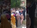 تزاحم أمام مكاتب البريد لسداد المصروفات المدرسية بالمنيا