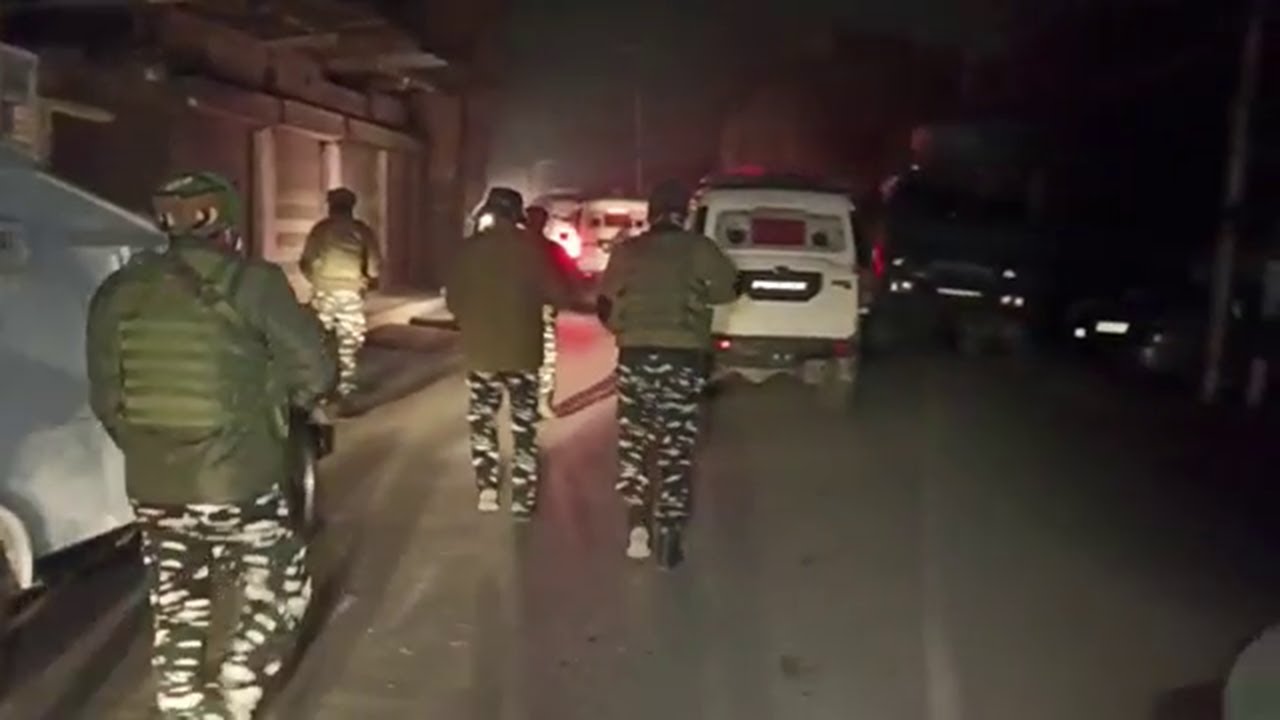 Srinagar: ASI, Constable Martyred In Militant Attack At Police Bus