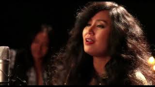 Madi   Danaryi Official Music Video