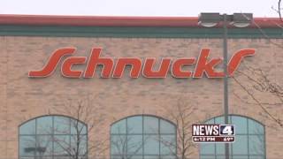 Schnucks faces lawsuit after credit, debit card payment fraud