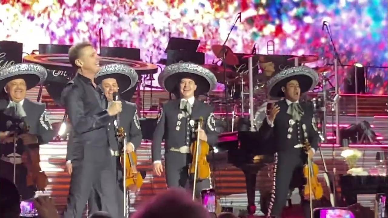 Intro La Fiesta Del Mariachi/ La Bikina Luis Miguel Tampa (2024) YouTube