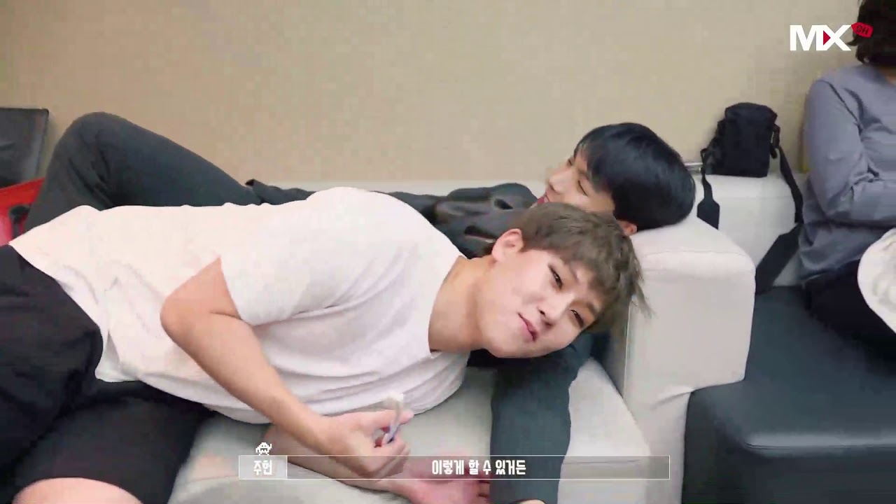 셔누형은 아무나 안안아줘💢