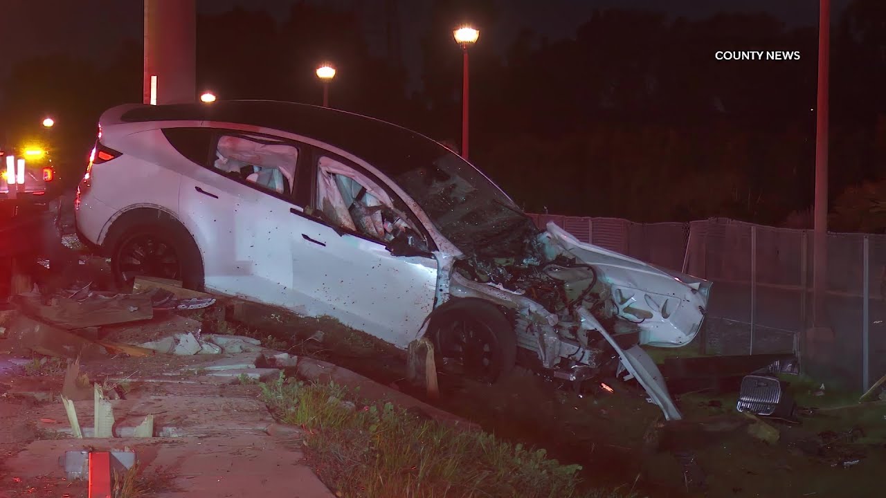 Tesla Driver Killed In Freeway Crash | Irvine, CA - YouTube