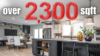 I MEAN this NEW model literally has EVERYTHING no joke Mobile Home Tour