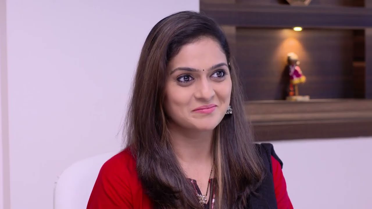 Mazhya Navryachi Bayko - Ep 574 - Abhijeet Khandkekar - Marathi Tv Serial - Zee5 Marathi Classics