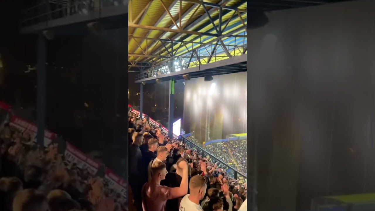 MANCHESTER UNITED FANS @ VILLARREAL 2021