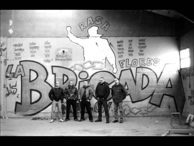 Brigada Flores Magon - Héros et Martyrs (version acoustique) acordes