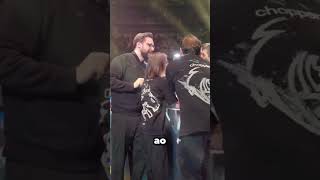 O donk esconde segredos nos adesivos do CS2?