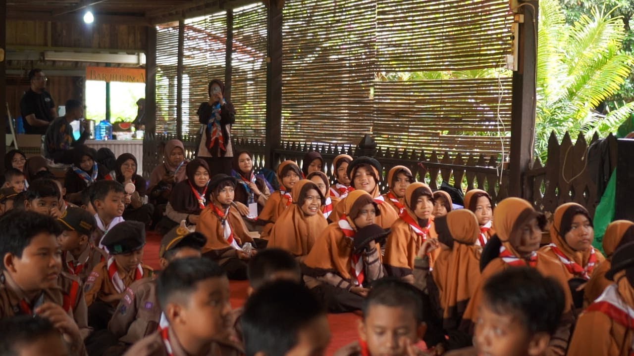 Video Cinematic Perkemahan Sabtu Minggu Madrasah Ibtidaiyah Plus Darul Istiqamah Barabai.
