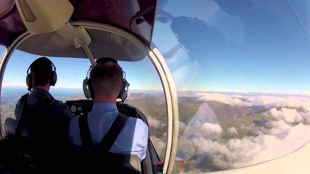 Caernarfon Airport - Flight Around Snowdon - G-BAGR