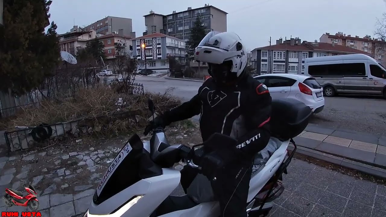 NEDEN PCX  DELÜX YOLDA ARADAN DEREDEN 