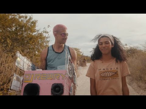Tapando Buracos - Dir. Pally Siqueira e Laura Fragoso
