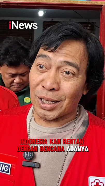 Jadi Relawan PMI, Komeng Hibur Korban Banjir Bandang di Agam Sumatera Barat