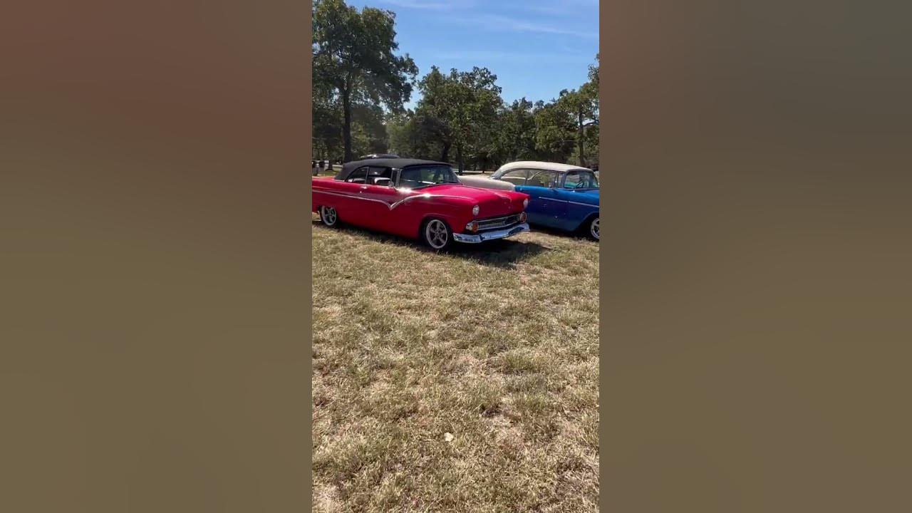 Gathering at the Roc Classic Car Show, Bartlesville, Oklahoma YouTube
