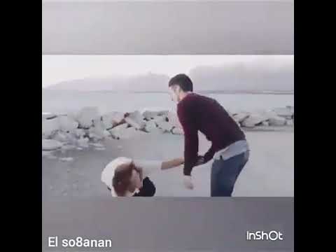 يا ورده يمكنها في بستان يا آيه نزله من رحمن