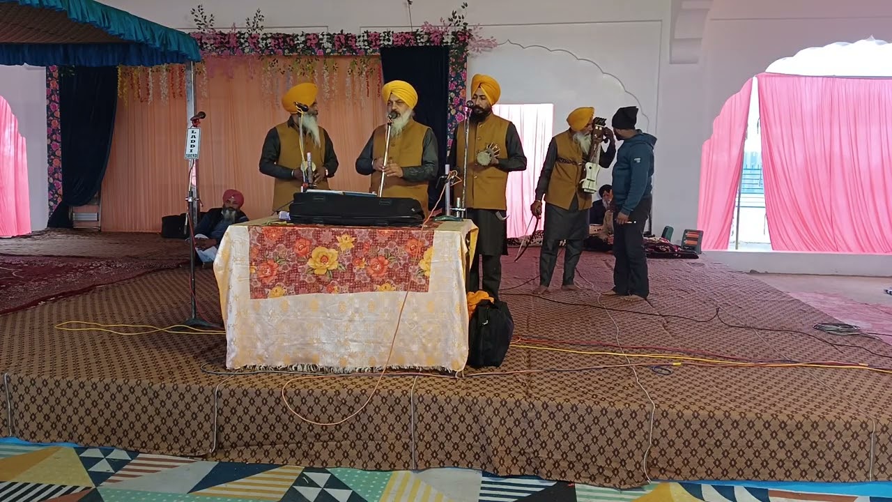 ਢਾਡੀ ਜੱਥਾ ਗੁਰਦੇਵ ਸਿੰਘ ਕੋਮਲ