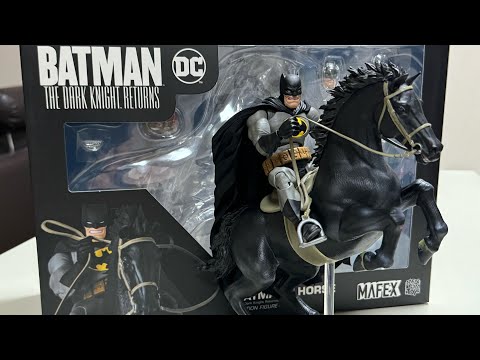 Mafex Batman & Horse “ the dark knight returns “ Unbox & Review PT-BR