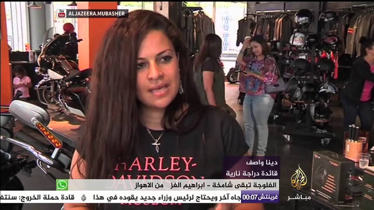شغف الشابات بركوب الدراجات.. مشهد غير مألوف بالشارع المصري