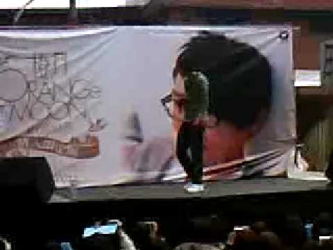 0228巧遇方大同 - Sing along song