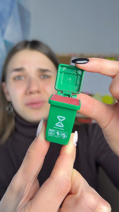 the CRAZIEST lipstick to school 💄 #unboxing #rate #lipstick #unboxing #haul