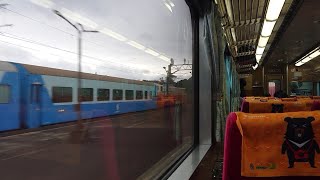 5616次加班莒光號通過東澳站(E406)超越684次復興號(團體列車)(E413)