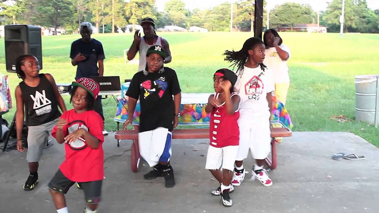Anwhat Kids D Low Shuffle Feat. Baby 3, TooNoo, Myron, Cyree, & Rell Rell