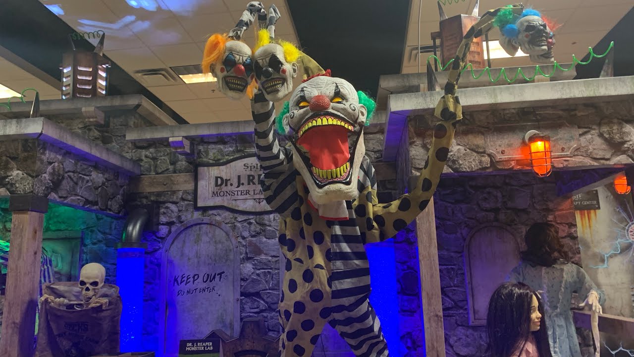 Spirit Halloween Store Tour 39 Abandoned Pure Fitness Arrowhead