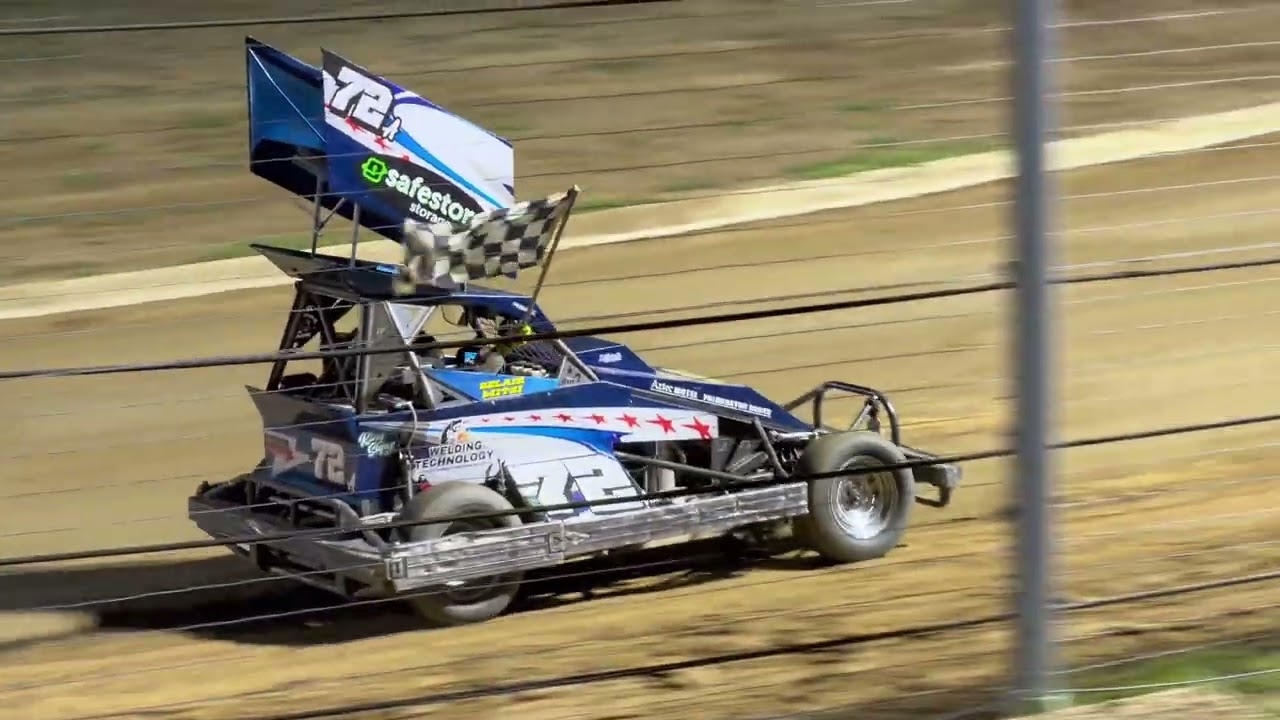 Waikaraka Park Speedway - Superstocks 31/01/26