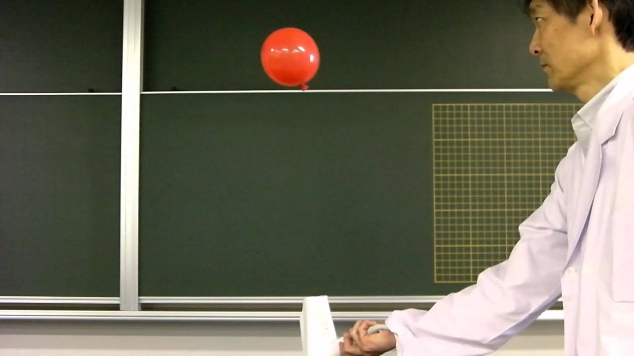 浮き上がる風船 - YouTube