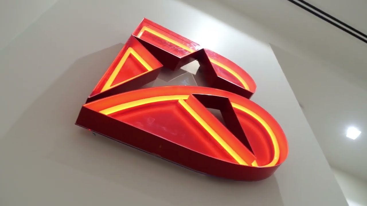 Welcome to the Douglas Financial Center in Dallas