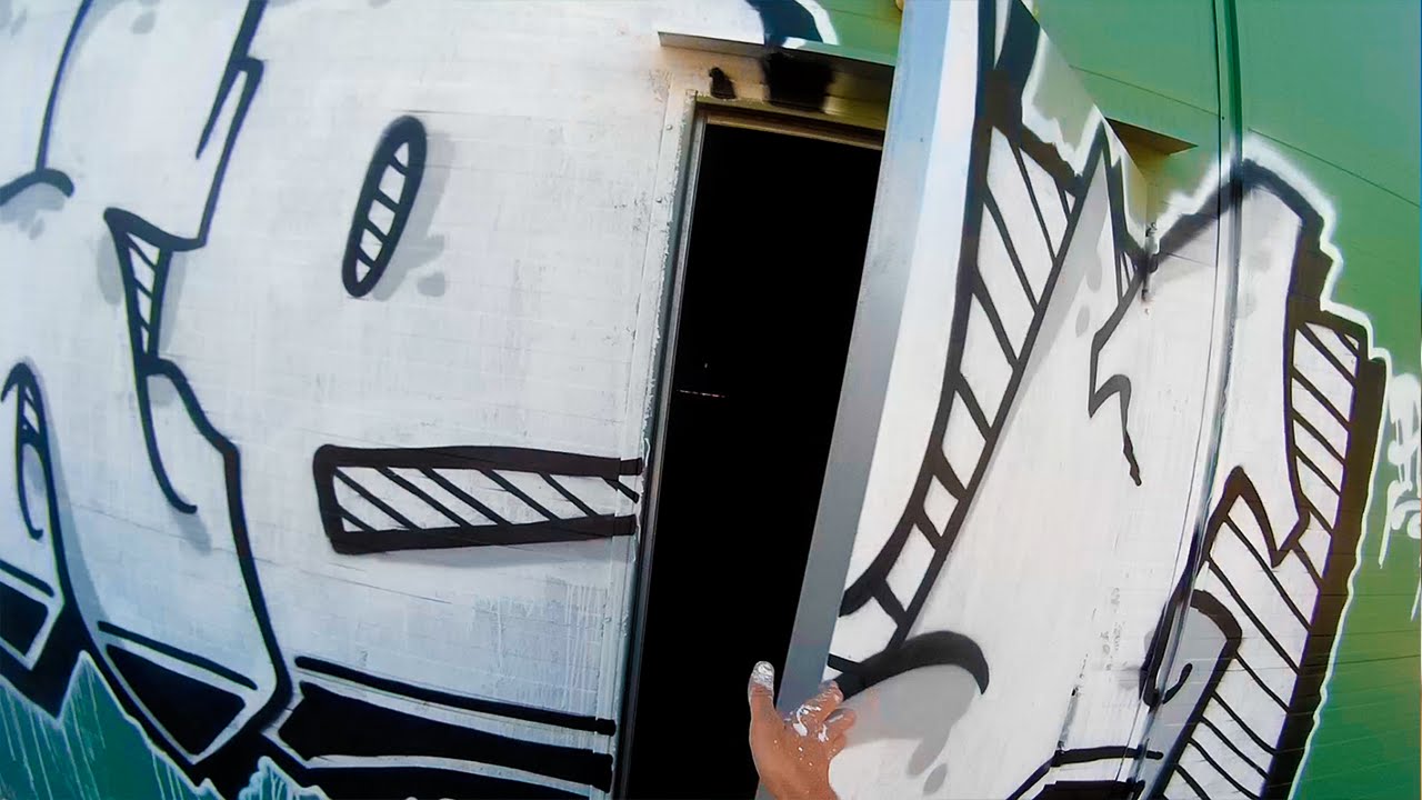 graffiti - rake - black&white - YouTube