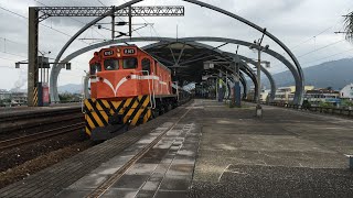 7555次貨物列車冬山站通過(R167)